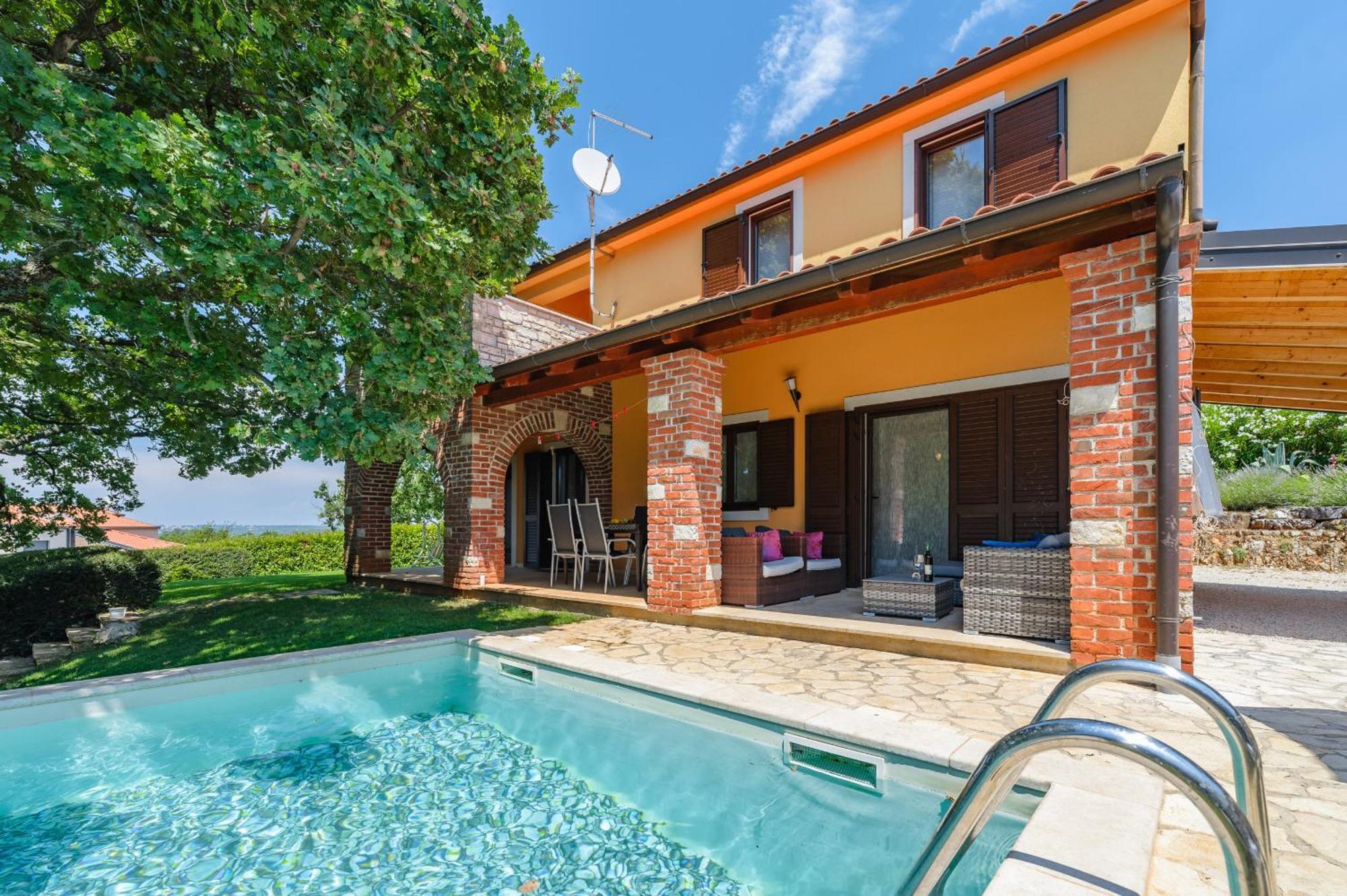 Villa Hrast Bacva Višnjan Exterior foto