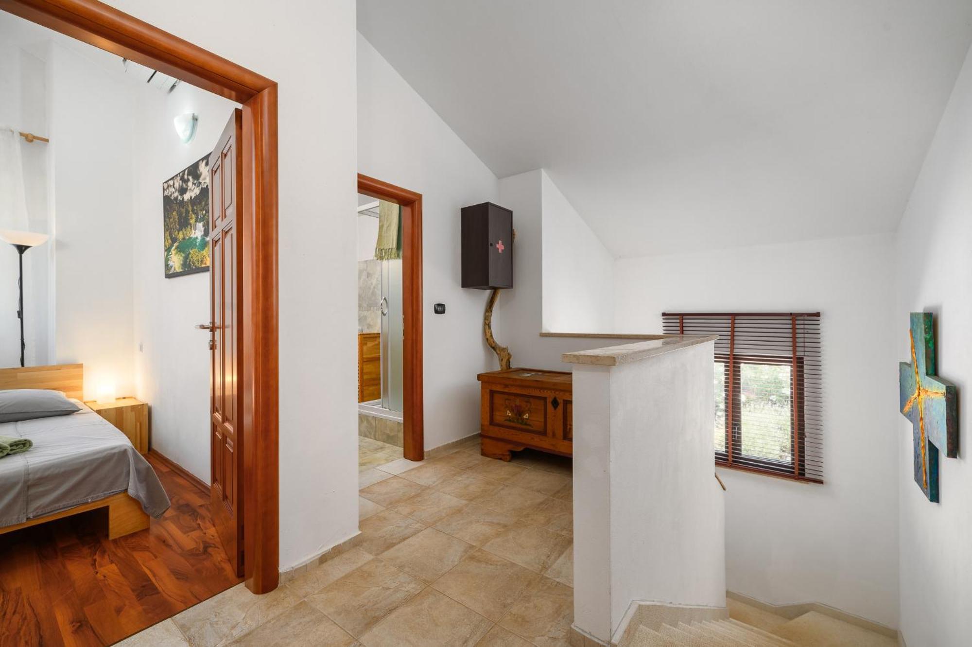 Villa Hrast Bacva Višnjan Exterior foto
