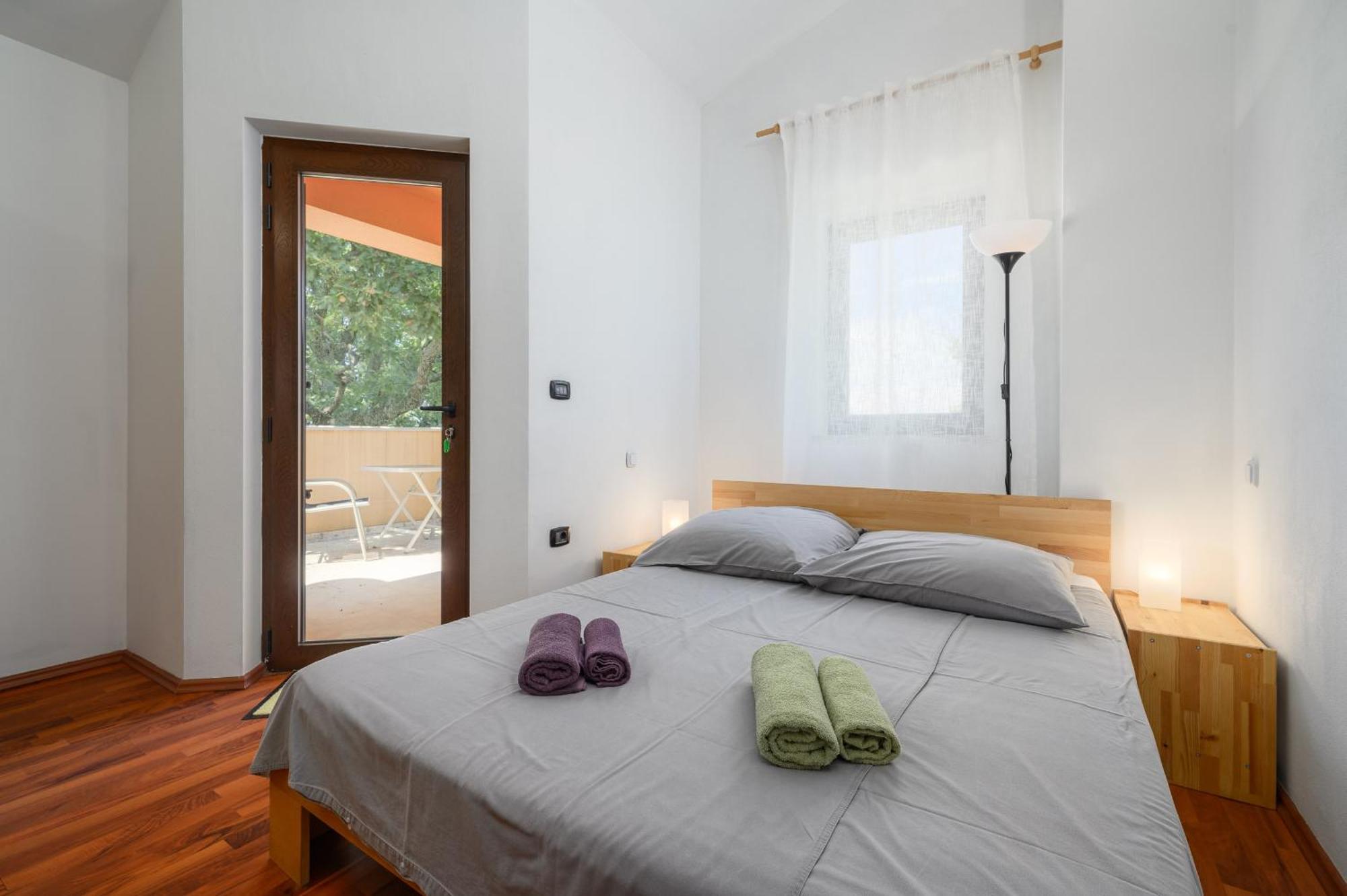 Villa Hrast Bacva Višnjan Exterior foto