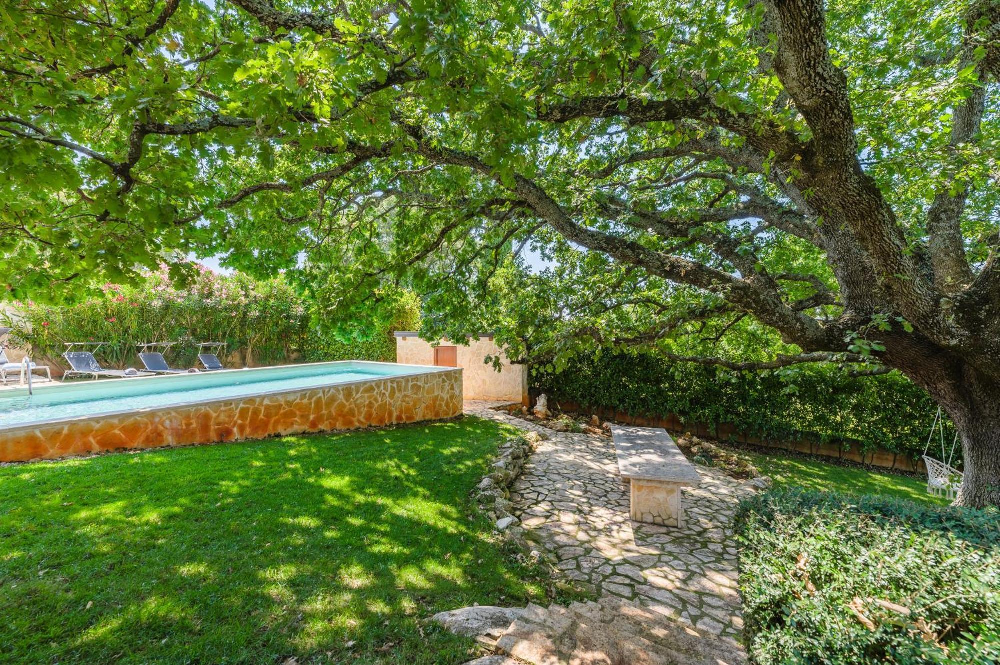 Villa Hrast Bacva Višnjan Exterior foto