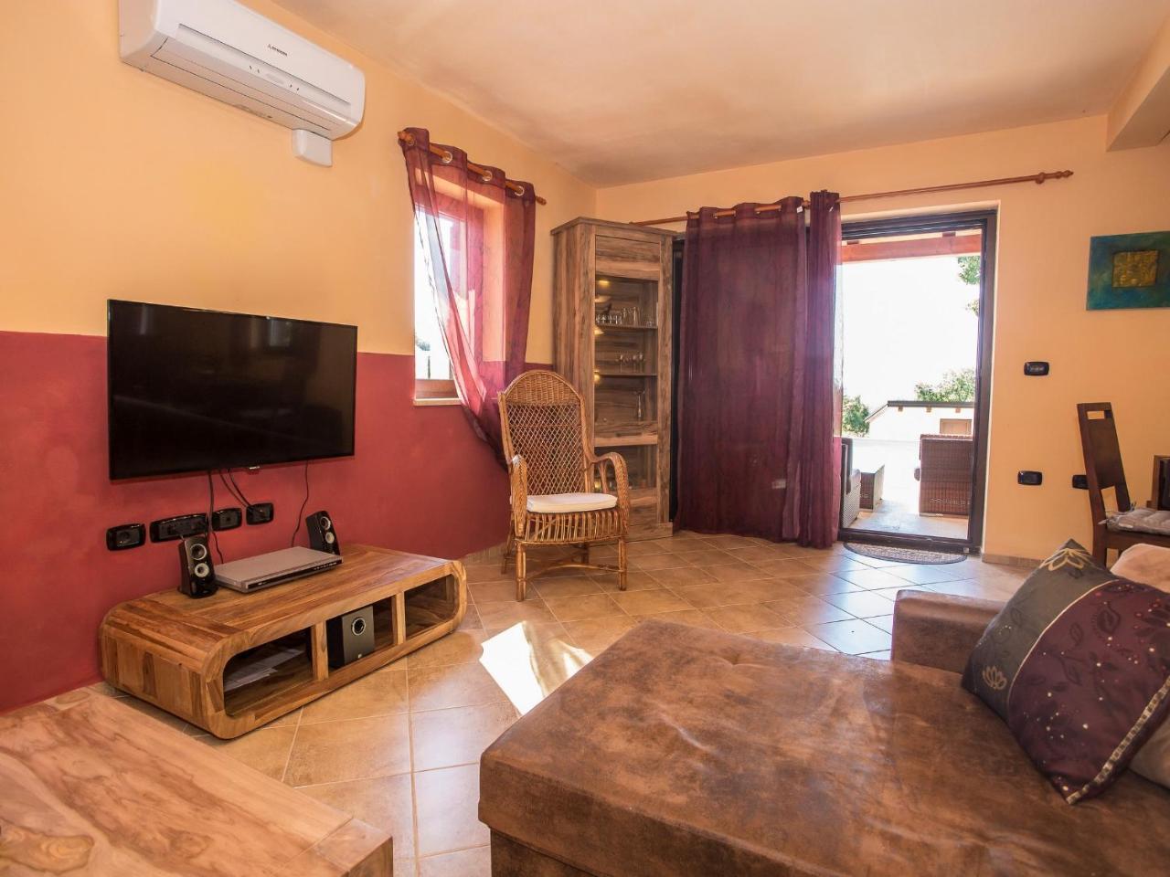 Villa Hrast Bacva Višnjan Exterior foto