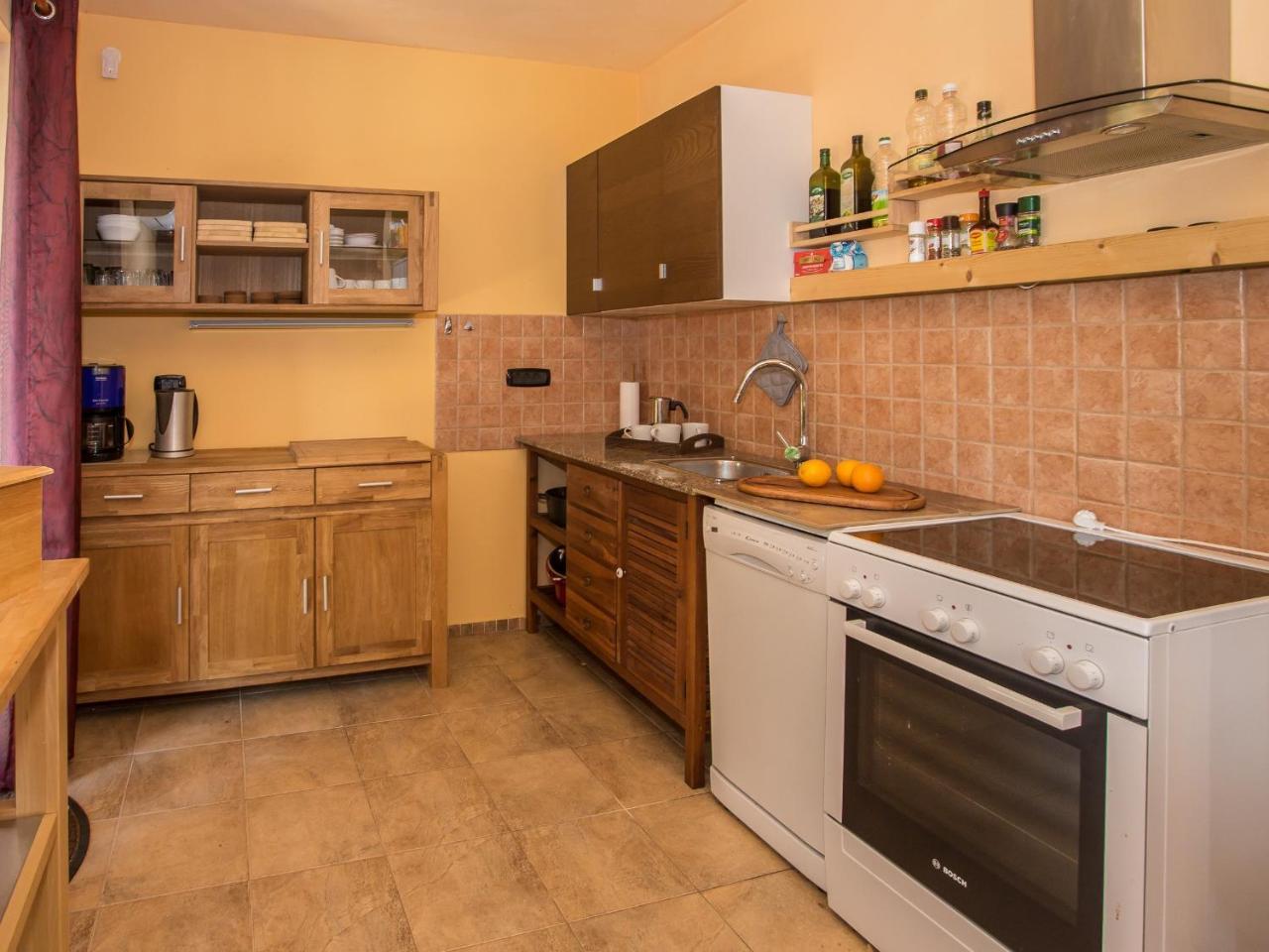 Villa Hrast Bacva Višnjan Exterior foto